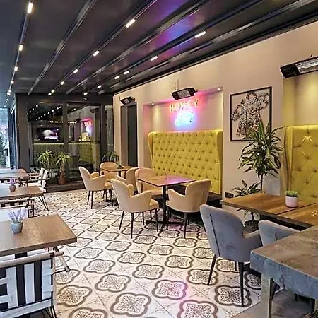 Homey Airport מלון איסטמבול